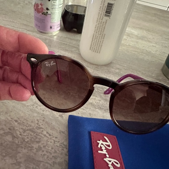 Kids sunglasses - Picture 2 of 4